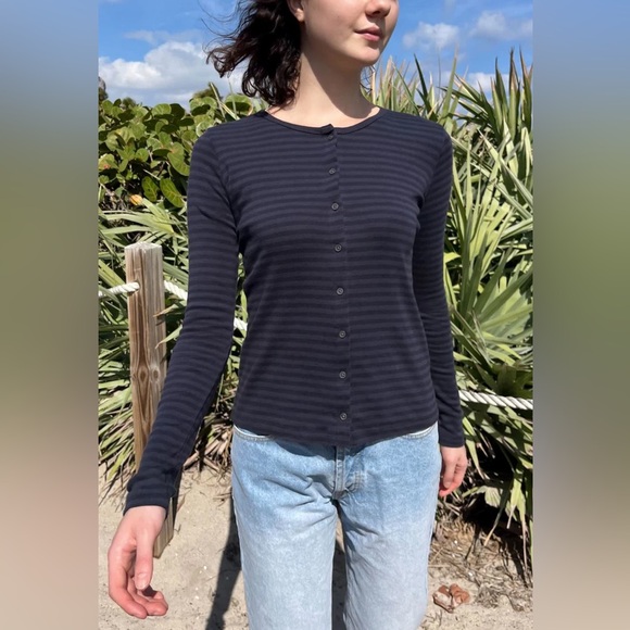 Brandy Melville Zelly striped top - Picture 1 of 4